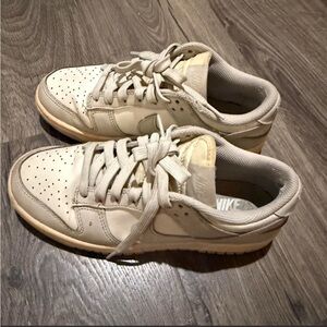 Nike Dunks - Color Bone